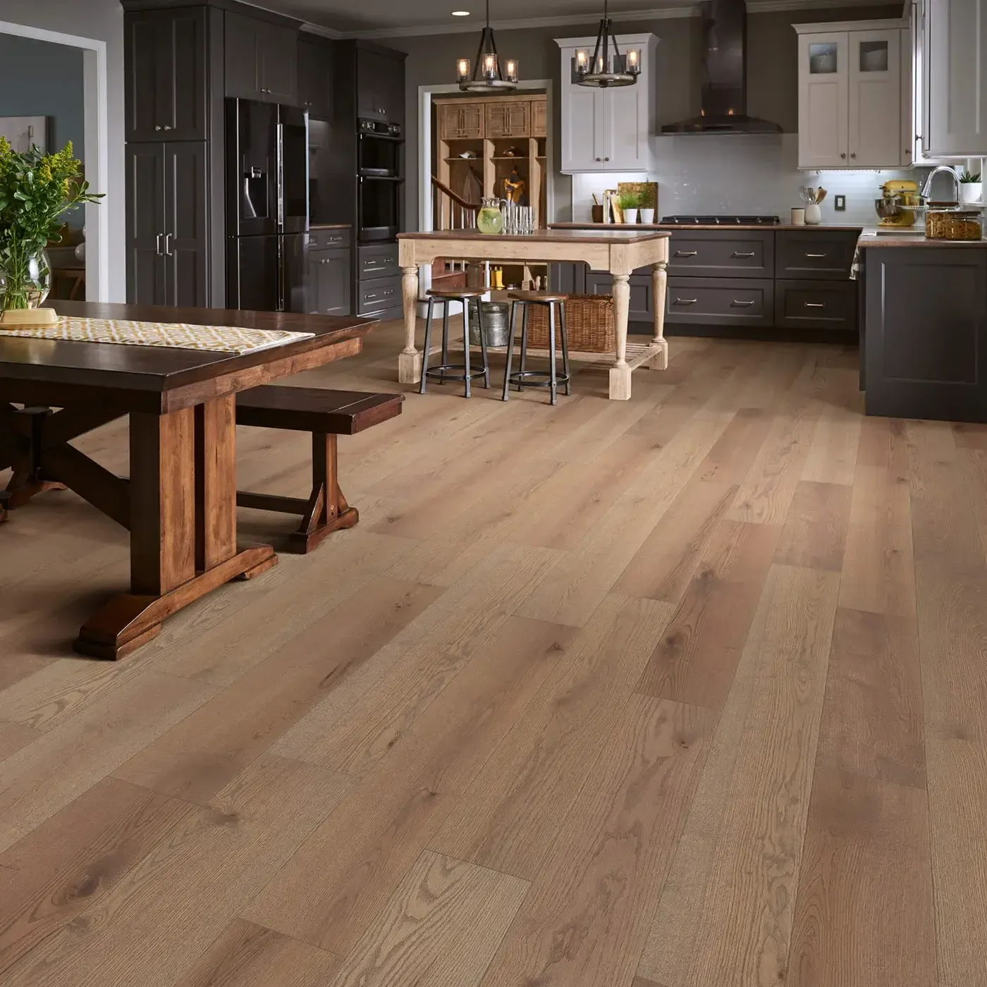 LandmarkSlicedOak-SW747-05099-GreatBasin-RM Shaw Floors hardwood in a light brown color in a kitchen